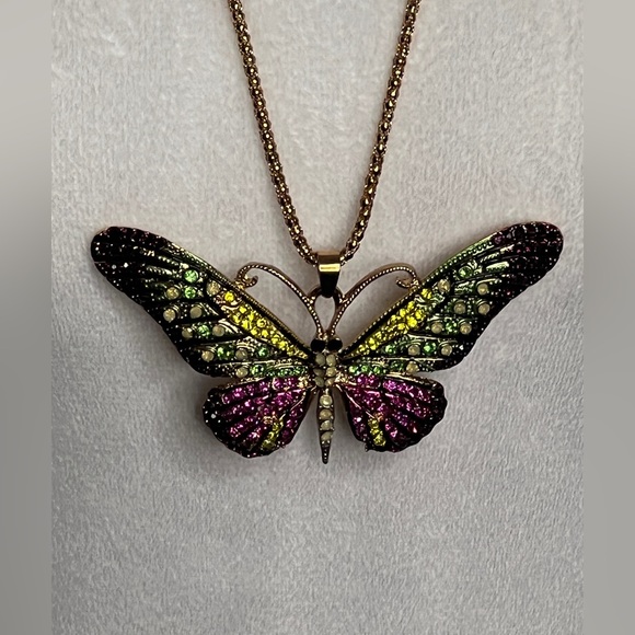 NWT Betsey Johnson Necklace Pendant Pink & Green Crystal Butterfly Gold Tone - Picture 1 of 9